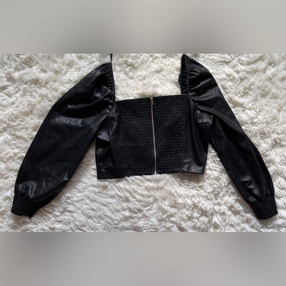 7 For All Mankind EdgyCore Faux Leather Crop Top Gothic Glamcore Party Medium - Picture 3 of 9